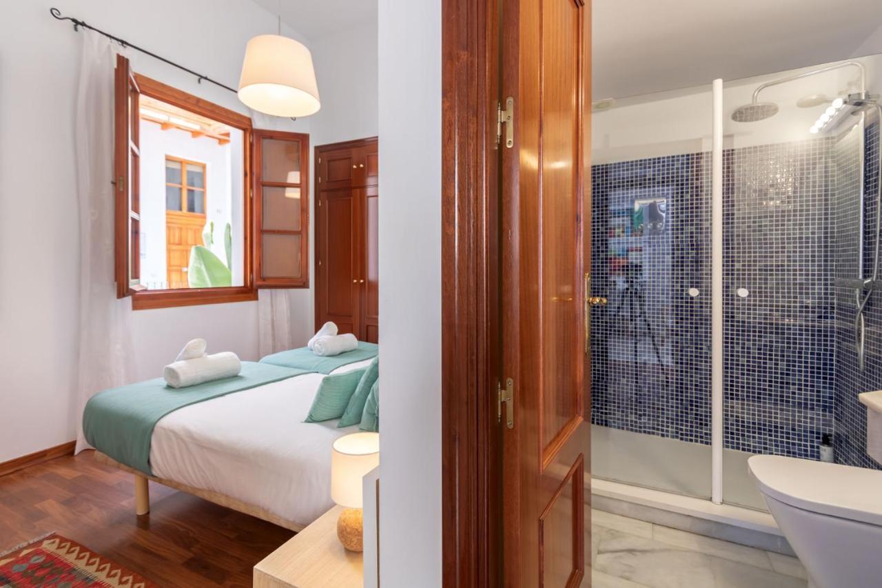 شقة Abades Giralda Deluxe By Valcambre إشبيلية المظهر الخارجي الصورة