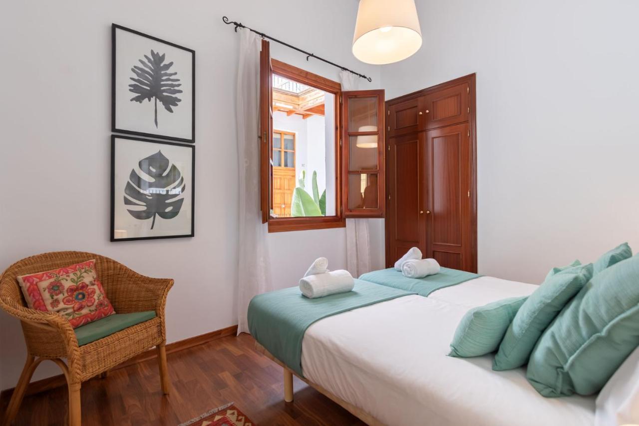 شقة Abades Giralda Deluxe By Valcambre إشبيلية المظهر الخارجي الصورة